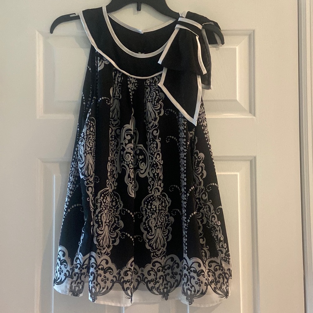 Woman’s blouse